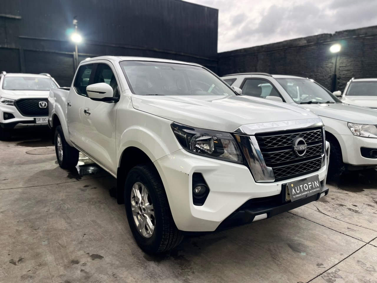 NISSAN NAVARA DC XE 2.3D MT 4WD 2024